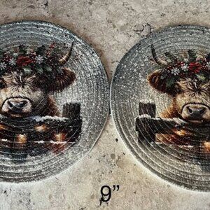 Two 9" woven trivets